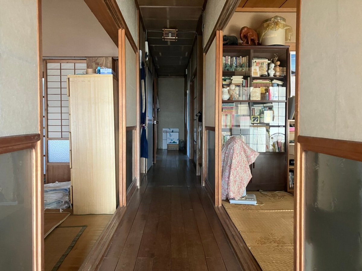 Sumifuku House, the student dormitory donated by Toshimitsu Hamamoto in early 2024 / 住福の家、2024年初頭に浜本敏光氏から寄贈された学生宿舎