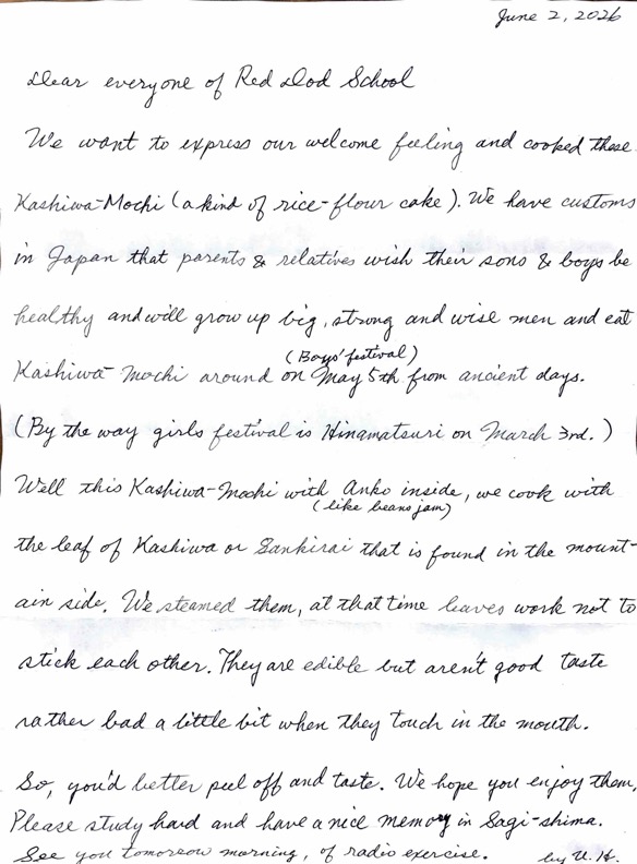 Scanned handwritten welcome letter, dated June 2, 2026, signed U.H. 柏餅に添えられた手書きの英文の手紙（2026年6月2日、U.H.署名）。